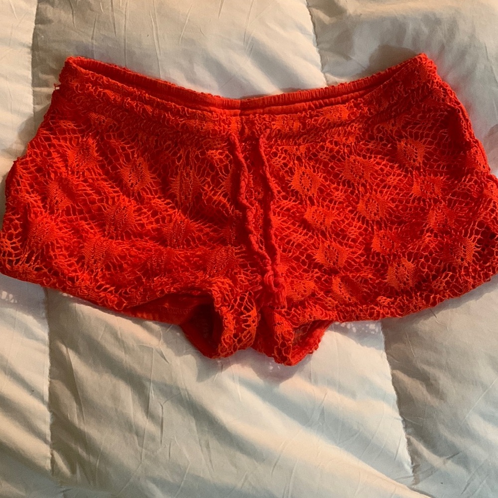 Super cute shorts, net, overlap, coral, In colour